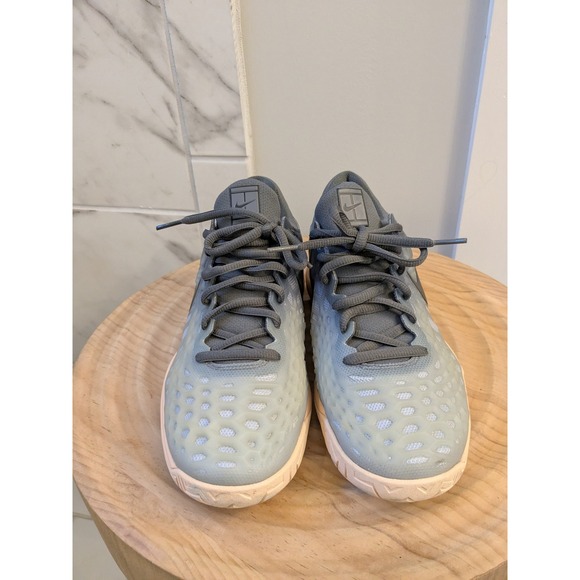 Nike‎ Zoom Cage 3 Tennis Shoes Women's Size 8.5 Gray/Pink Sneakers - Picture 5 of 9